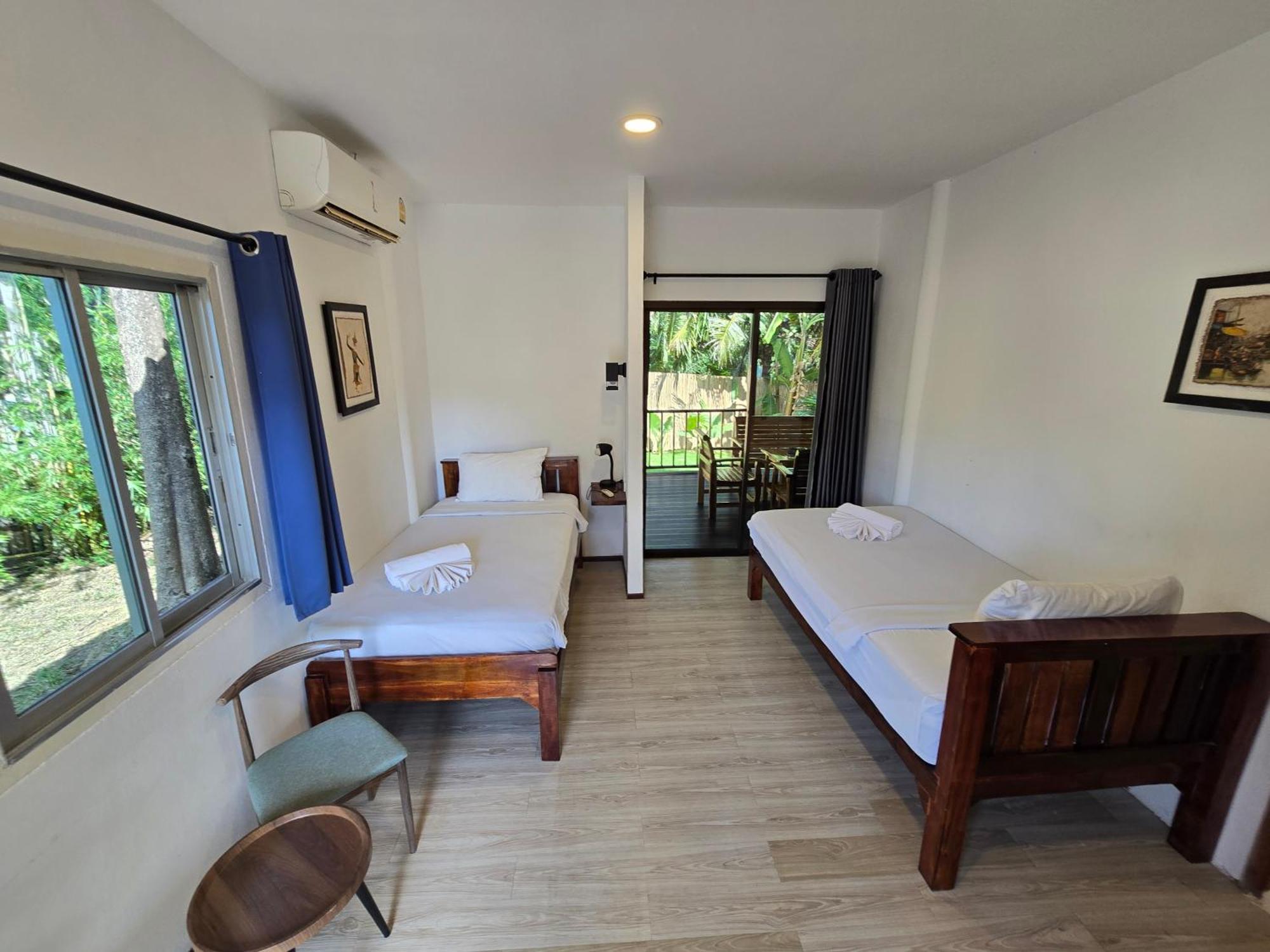 Hotel The Blue Gecko Ko Lanta Esterno foto