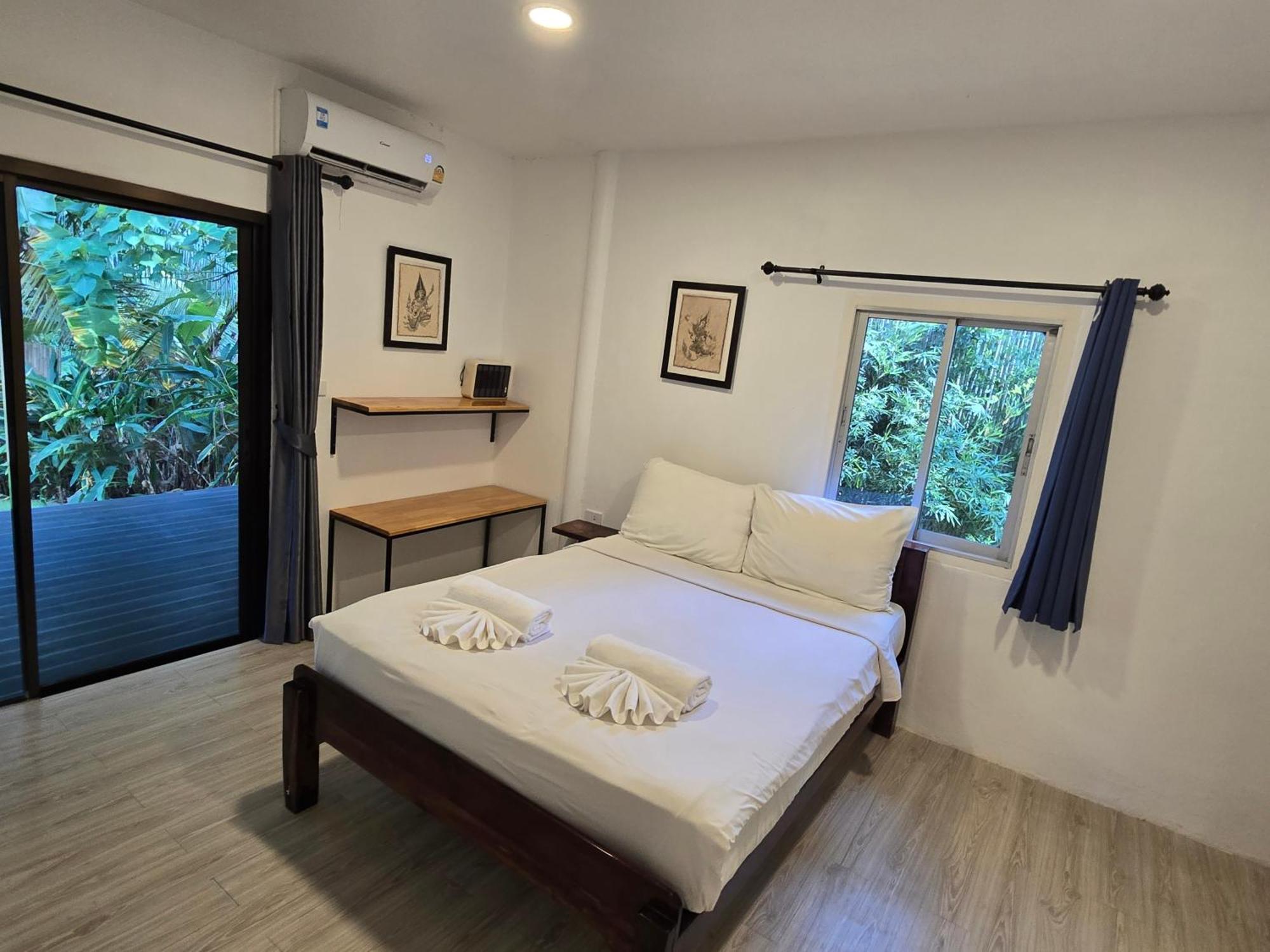 Hotel The Blue Gecko Ko Lanta Esterno foto