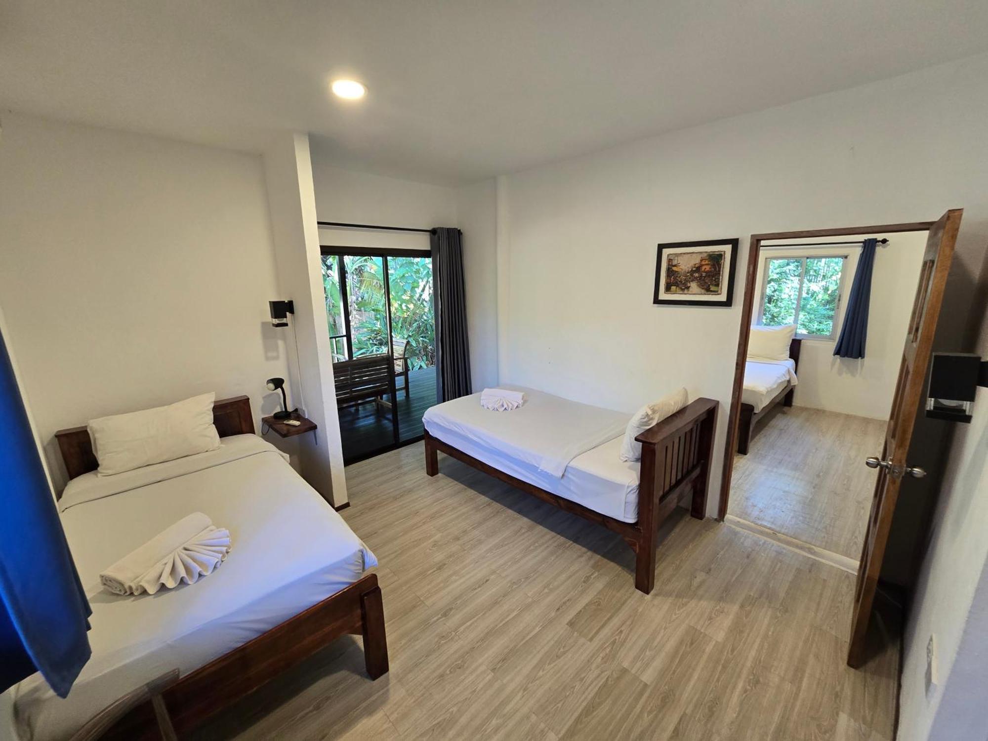 Hotel The Blue Gecko Ko Lanta Esterno foto