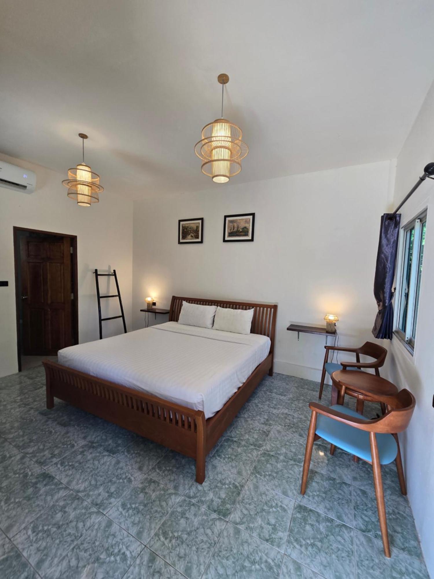 Hotel The Blue Gecko Ko Lanta Esterno foto